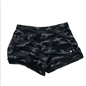 Athleta - 4” Mesh Racer Running Shorts Black + Grey camouflage